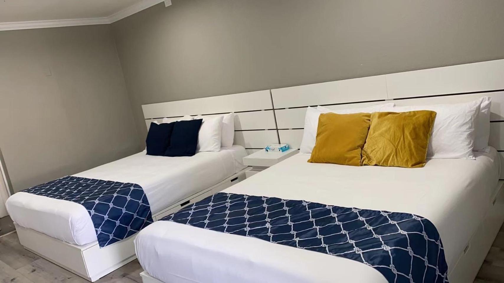 Omeo Suites Алхамбра Стая снимка
